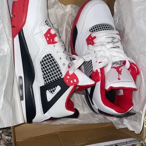 Air Jordan 4 Retro White Red