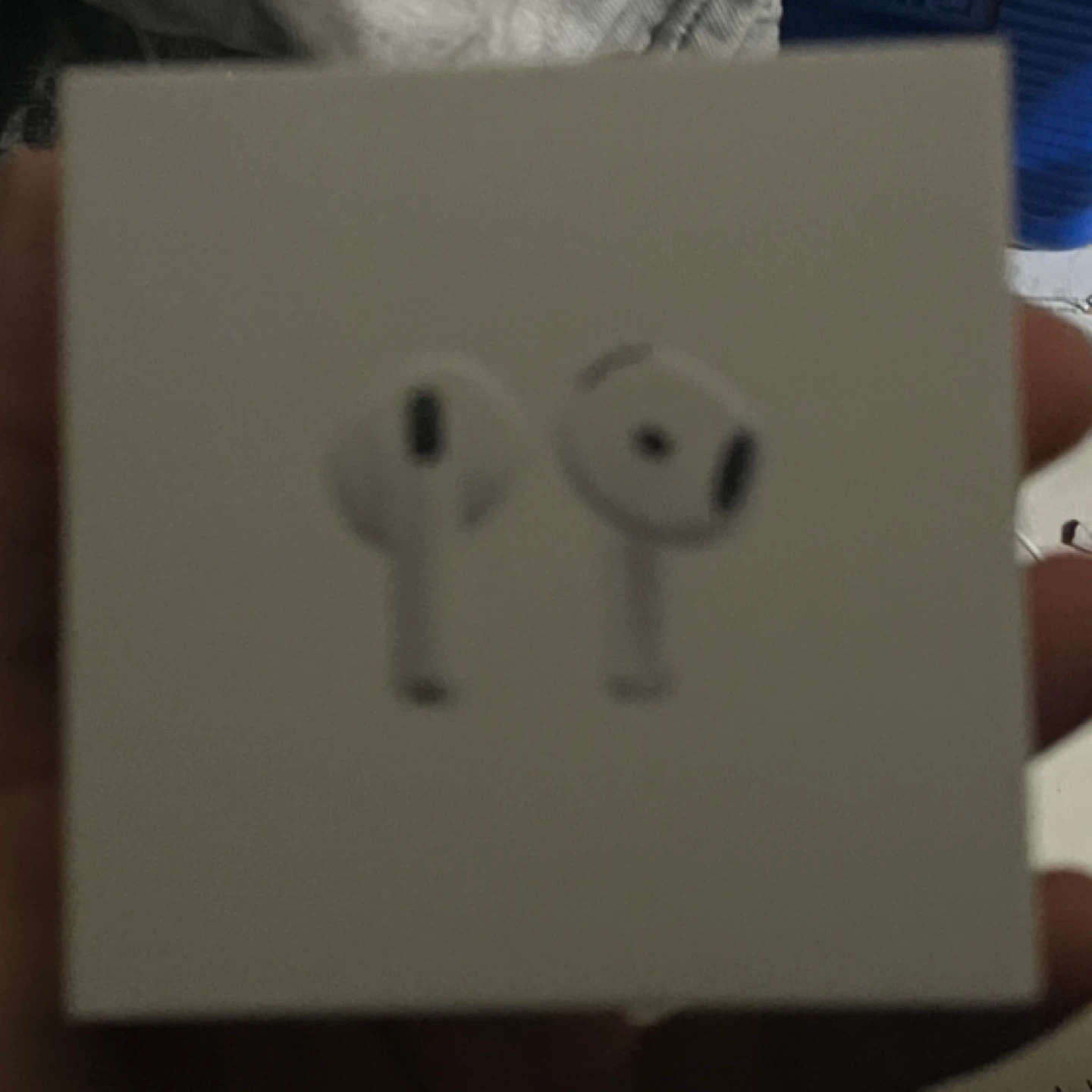 Apple AirPods 4 - photo 4