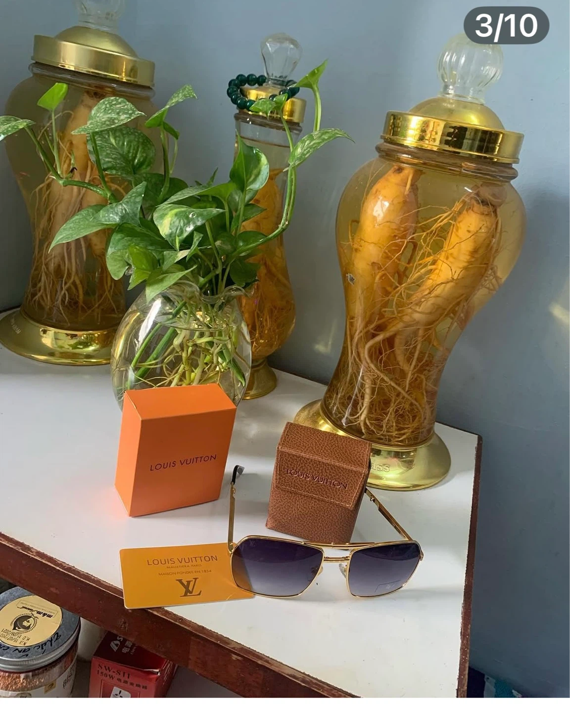 Sunglasses with Case and Box - photo 2