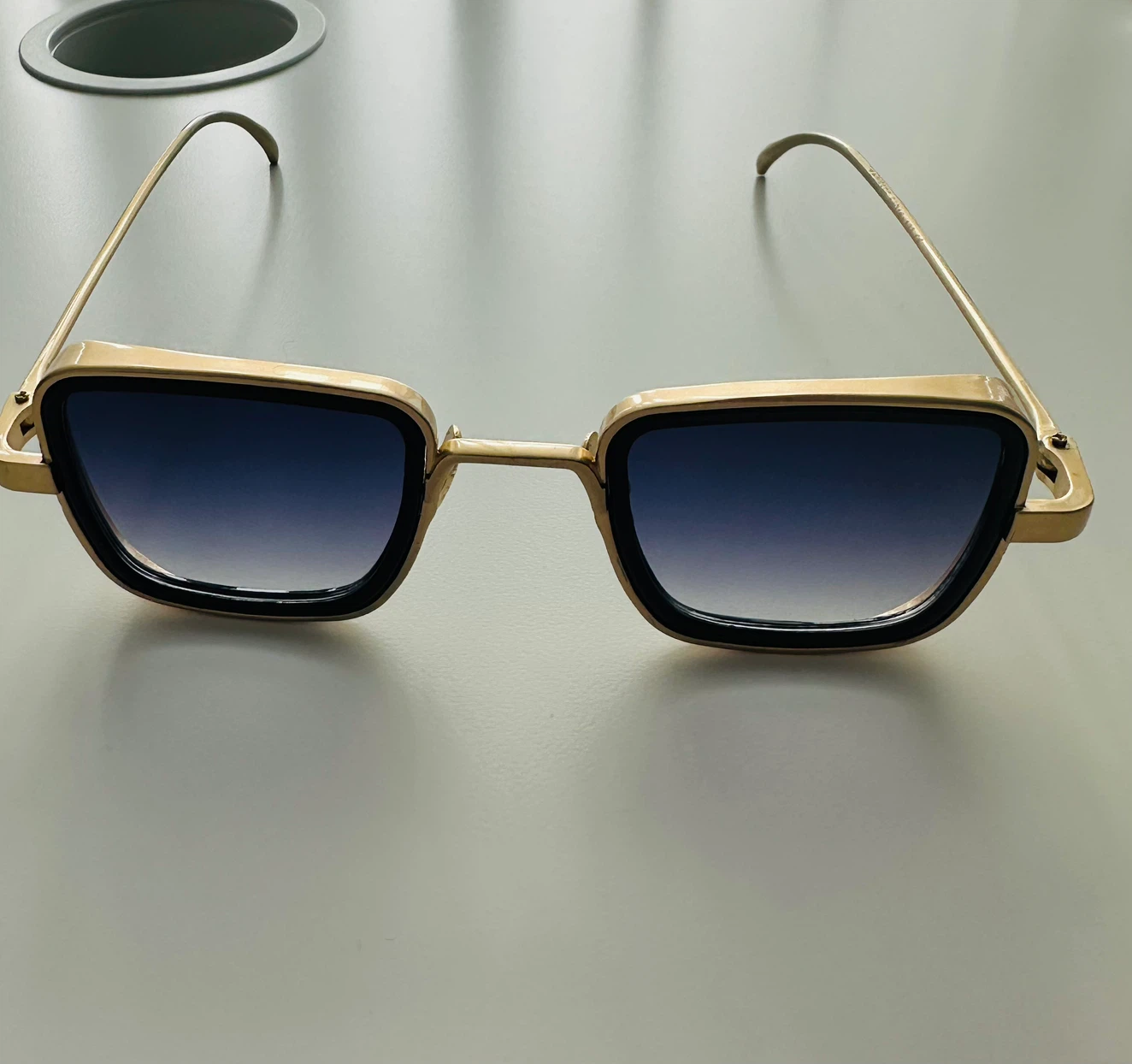 Square Frame Unisex Sunglasses - photo 2