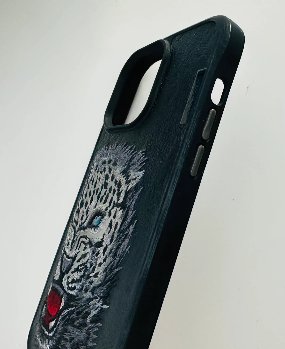 iPhone 14 Pro max Case - Embroidered Snow Leopard - photo 2