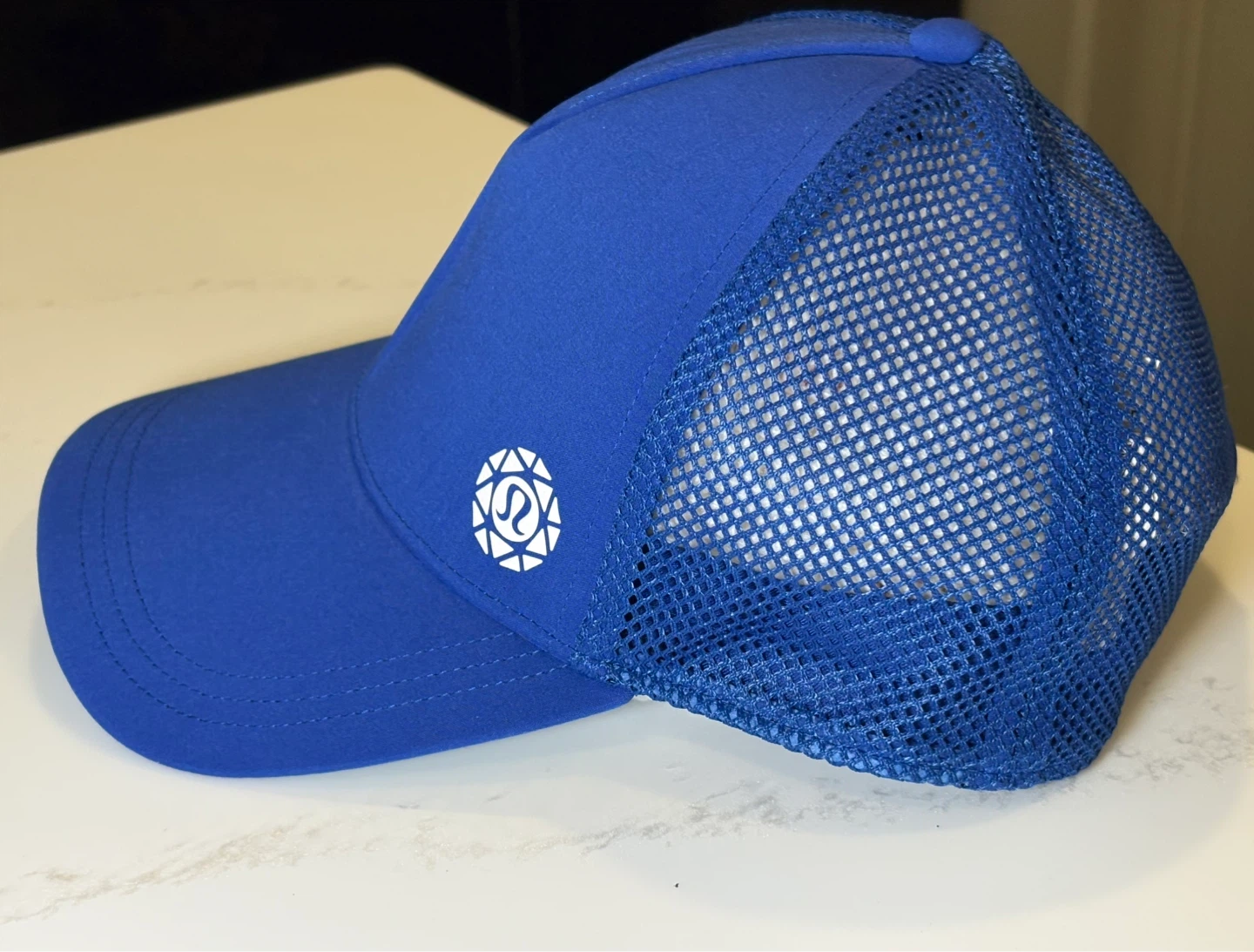 Lululemon Blue Mesh Trucker Hat - photo 2