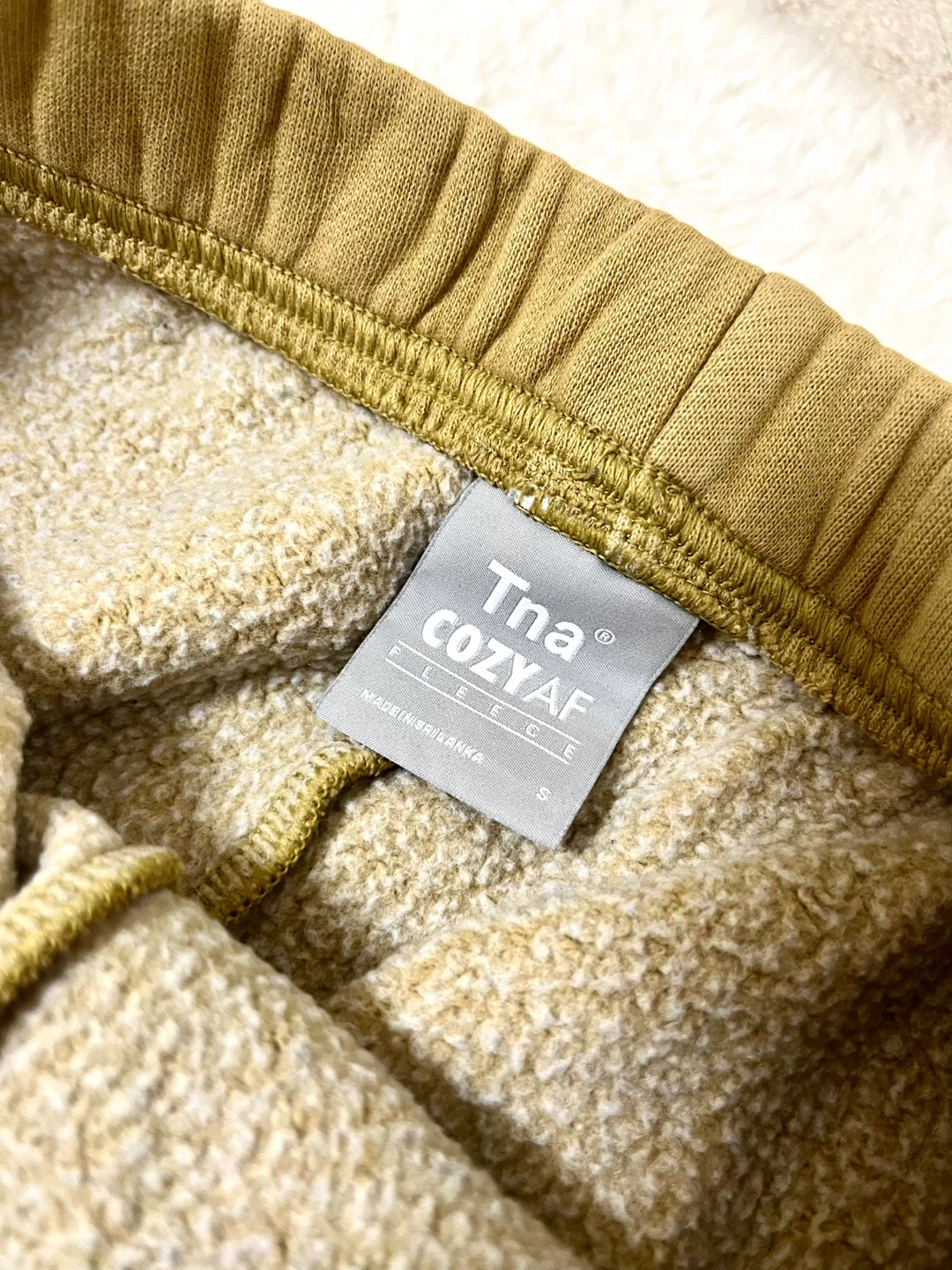 Aritzia TNA CozyAF Sweatshorts - photo 3