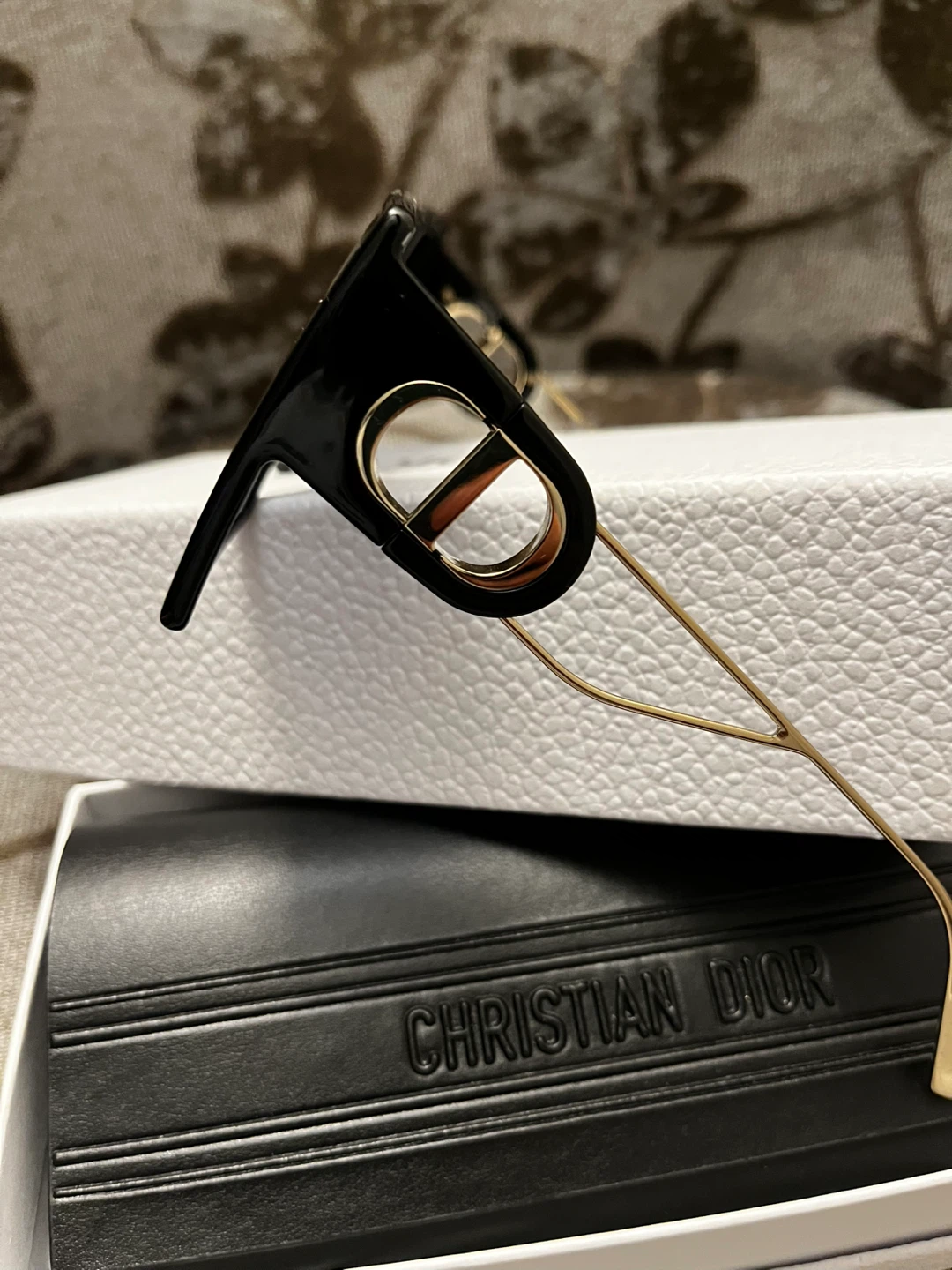 Christian Dior Sunglasses - photo 3
