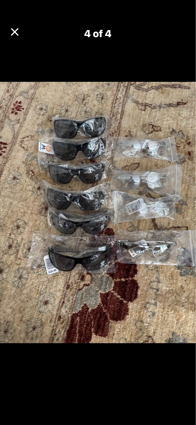 Lot of 8 Pairs of Sunglasses - photo 4