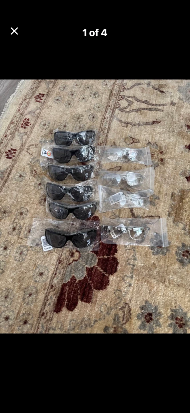 Lot of 8 Pairs of Sunglasses