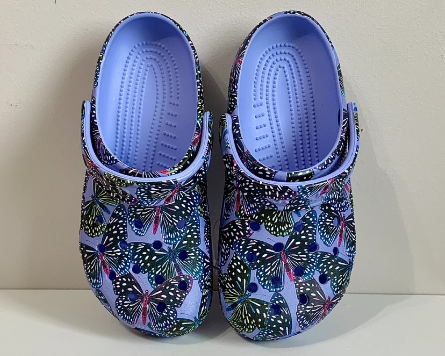 Crocs Classic Butterfly Womens Size 6 Clog/Shoes NEW - photo 5