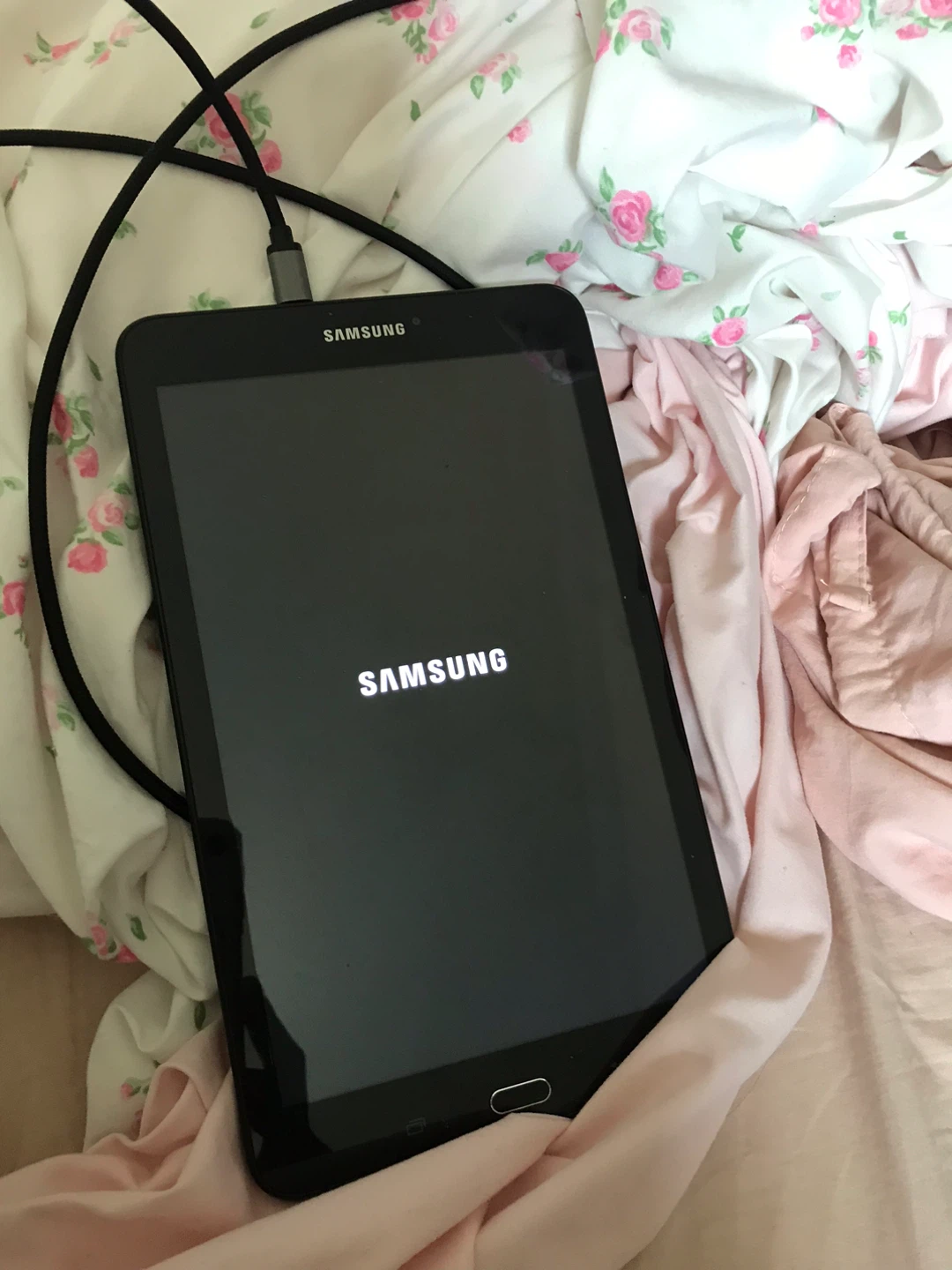 samsung tab E - photo 3