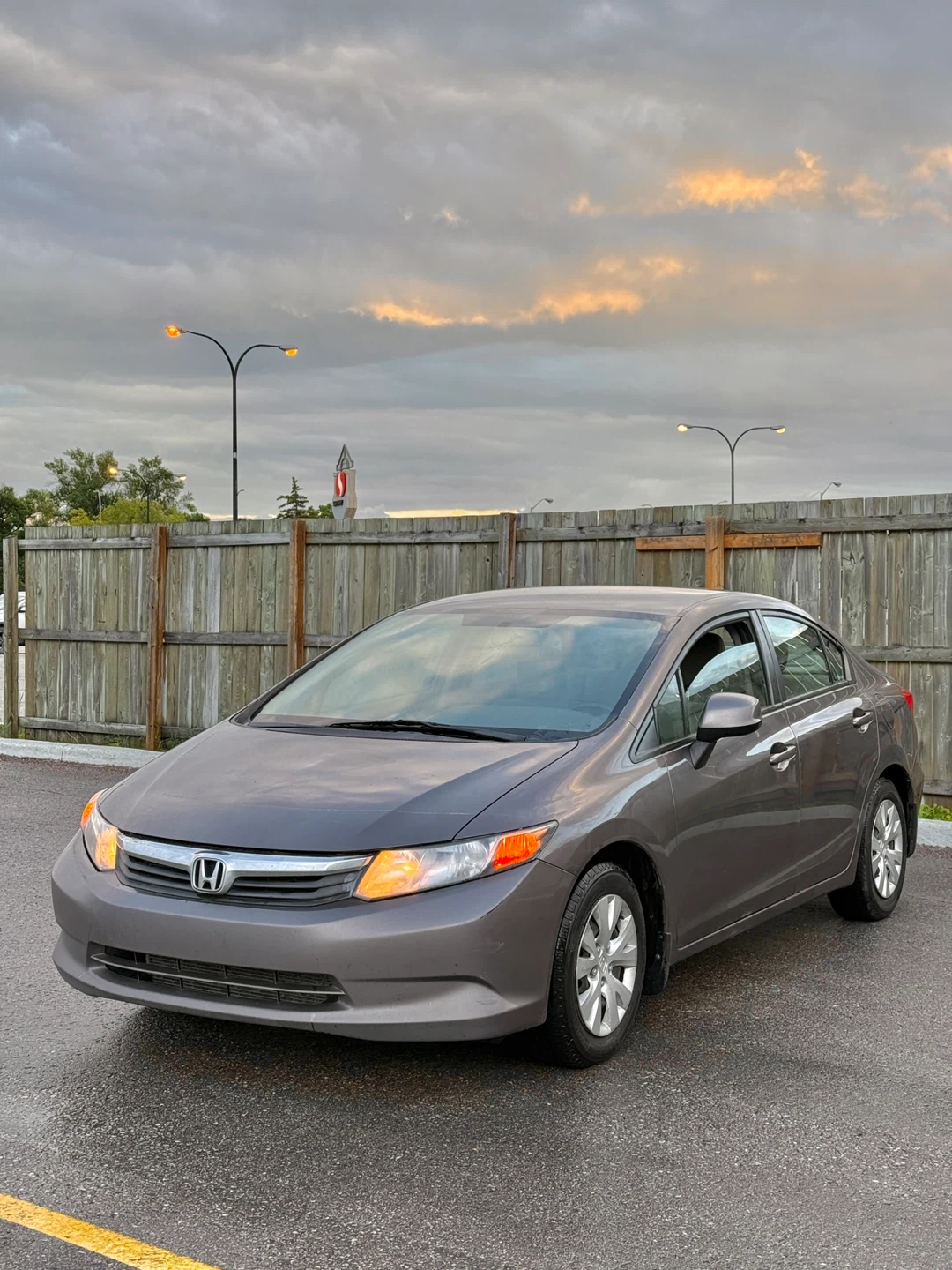 2012 Honda Civic LX - photo 2