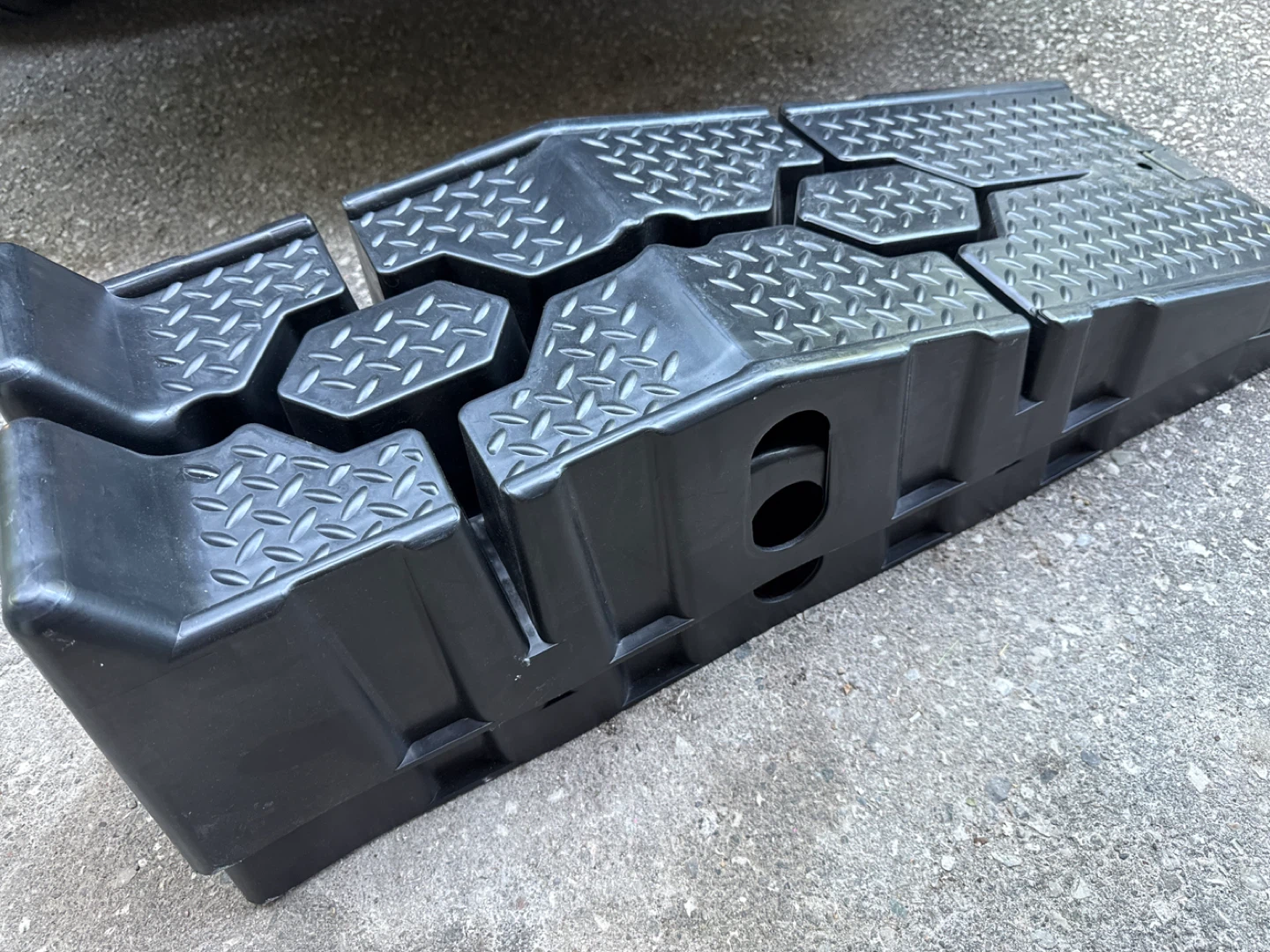Black Car Ramps - Set of 2 - photo 2