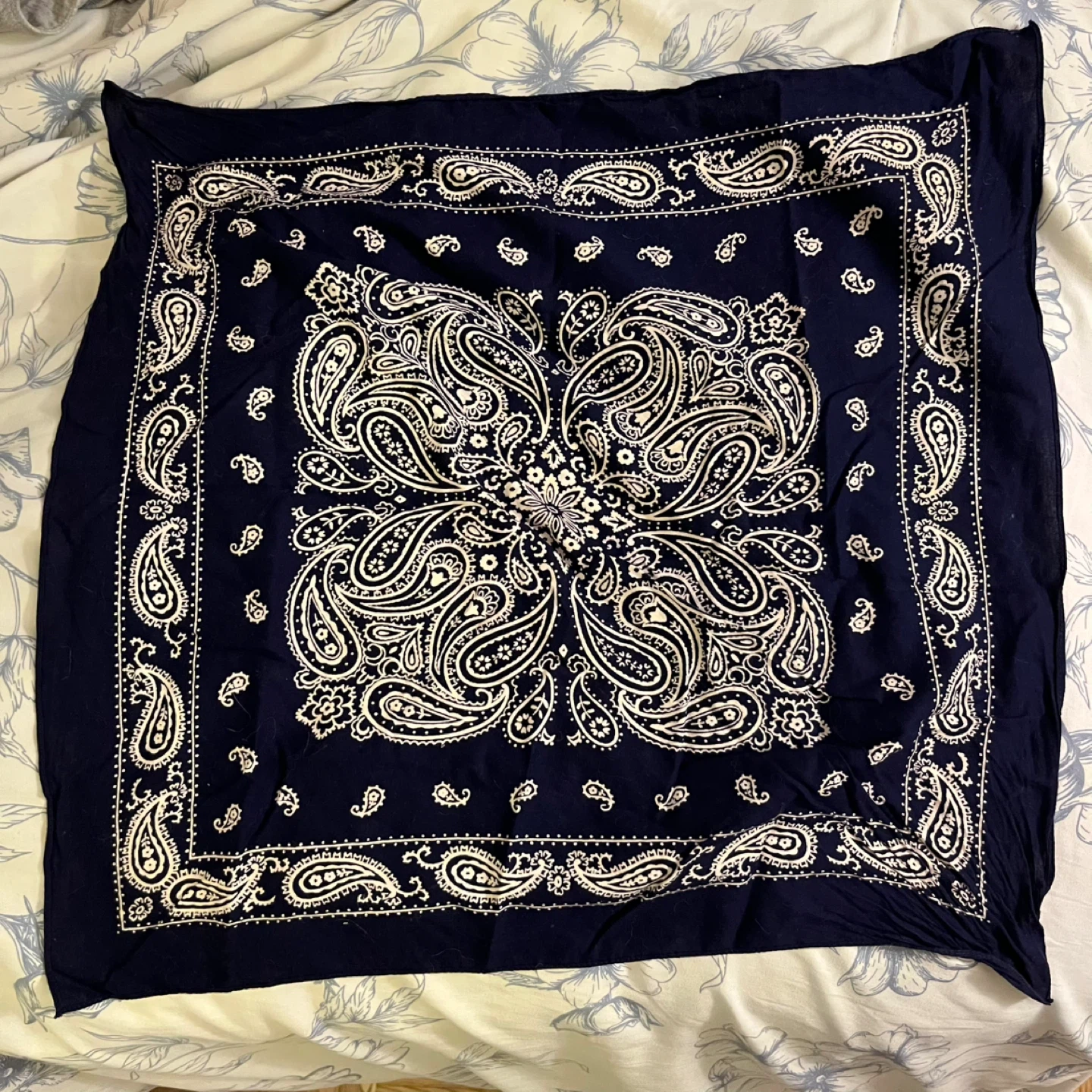 Vintage Navy Blue Paisley Bandana - photo 3