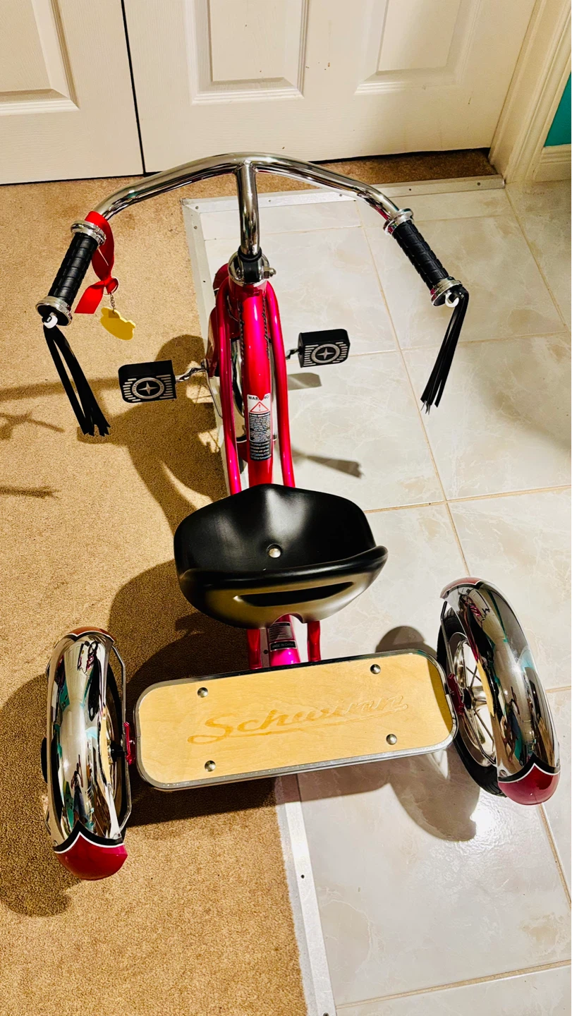 Schwinn Tricycle - Pink - photo 3