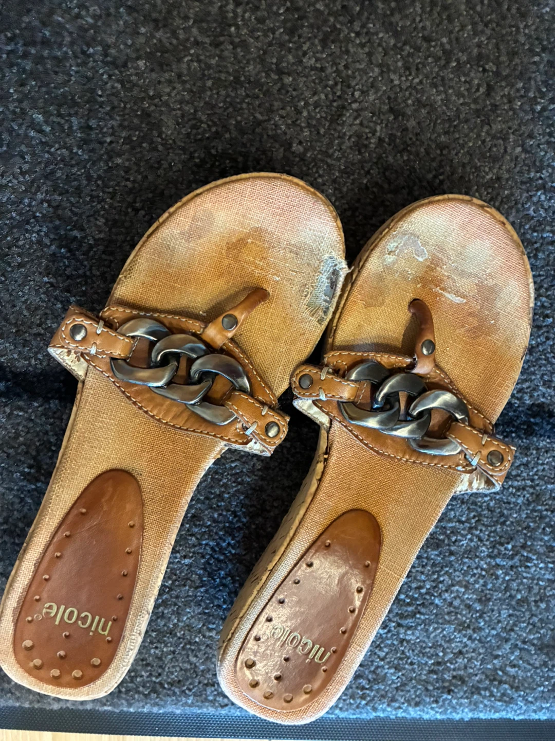 Free Nicole Miller Tan Chain Sandals - photo 2