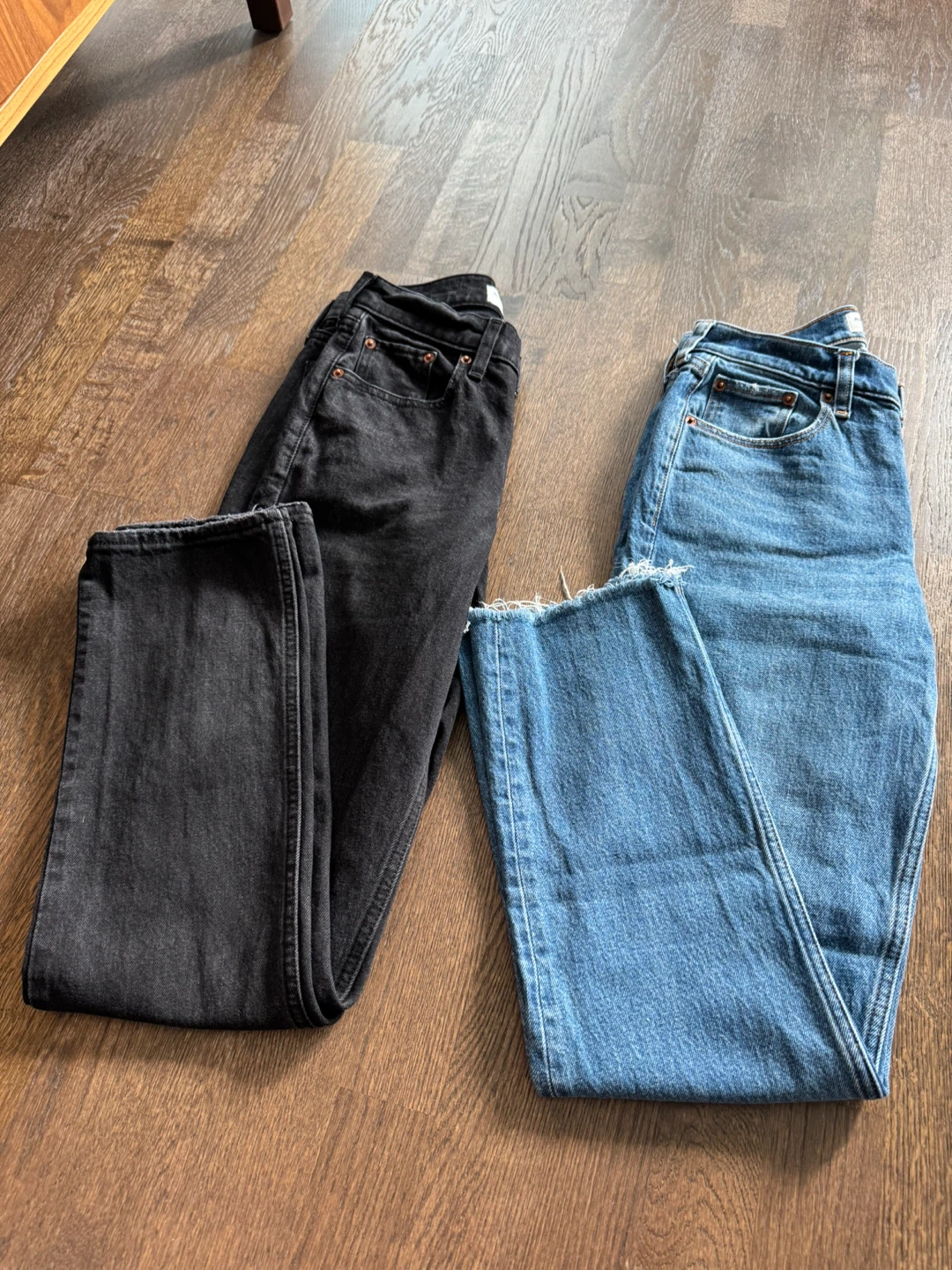 Abercrombie & Fitch The '90s Straight Mid Rise Jeans (24/25) - photo 2