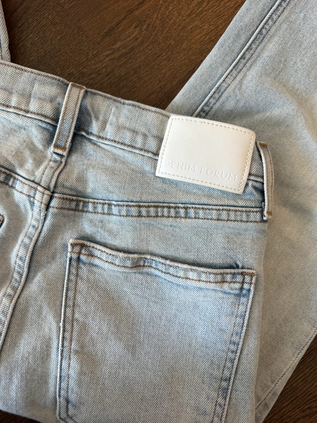 Aritzia Denim Forum The Arlo Hi-Rise Straight Jeans (25) - photo 4