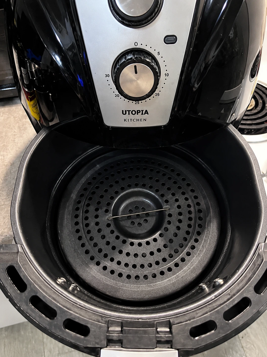 Utopia Kitchen Air Fryer - photo 3
