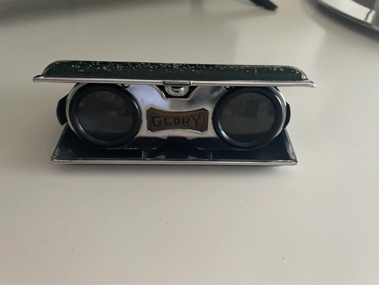 GLORY Opera Folding Glasses