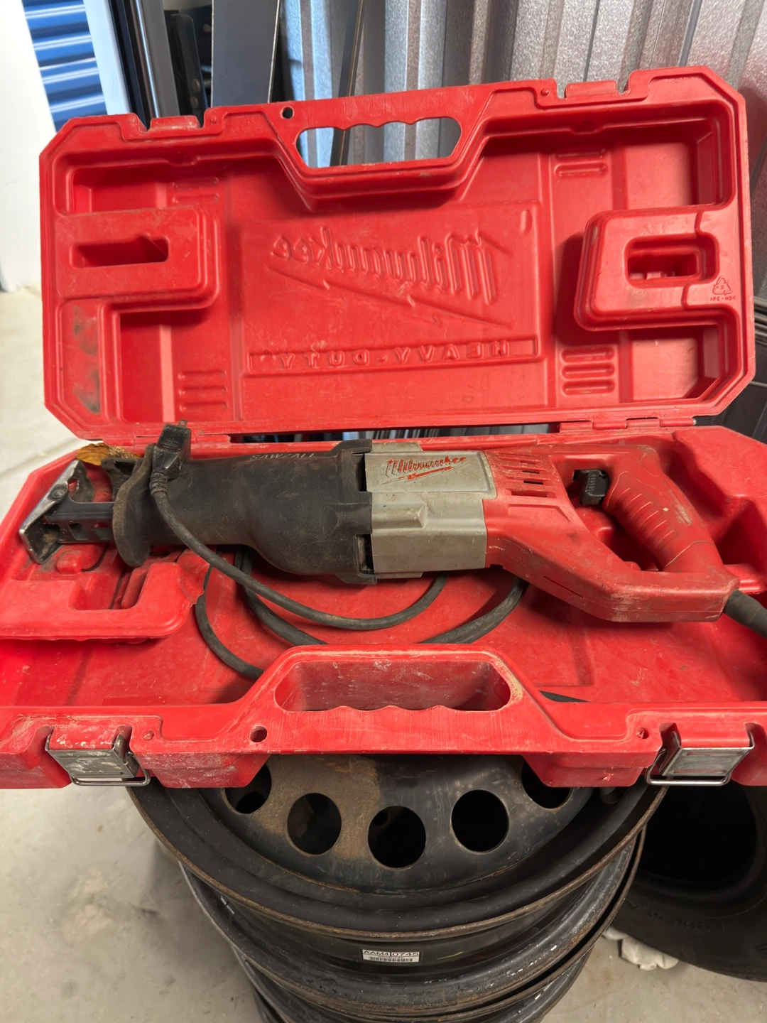 Milwaukee Sawzall Reciprocating Saw with Case