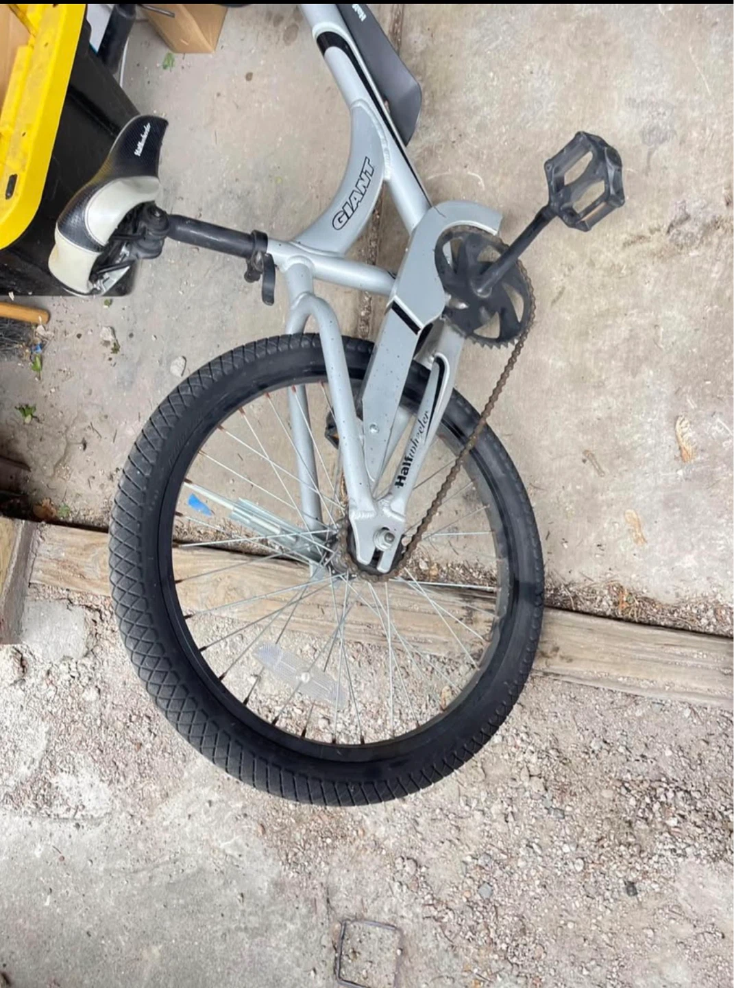 Gian Half wheeler