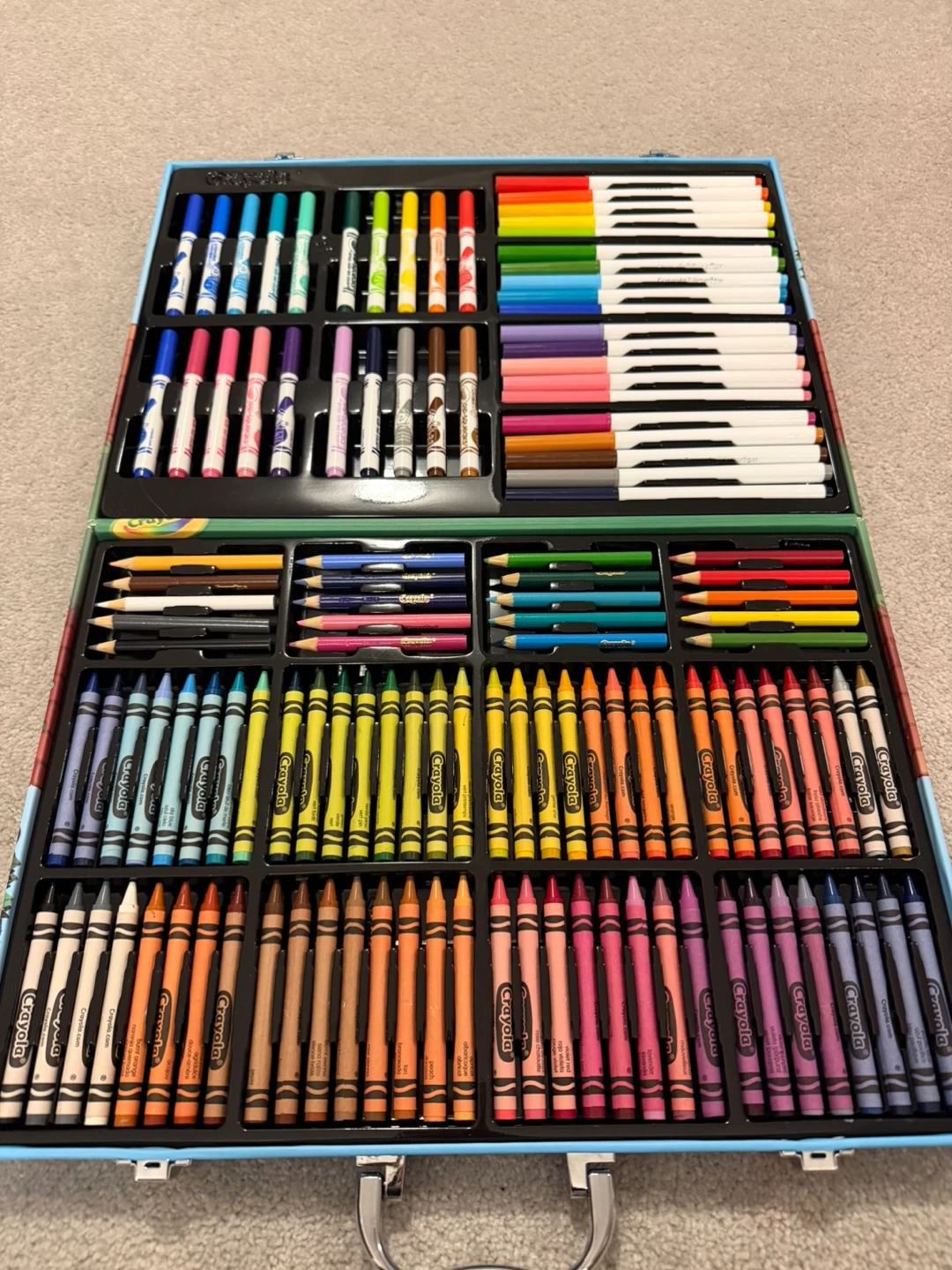 Crayola Art Case