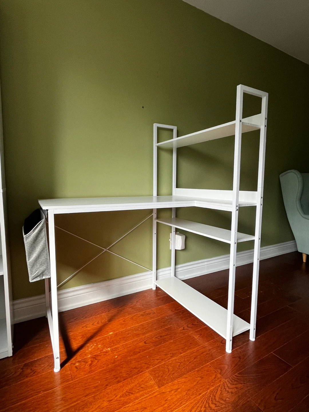 White L-shape desk with side shelves