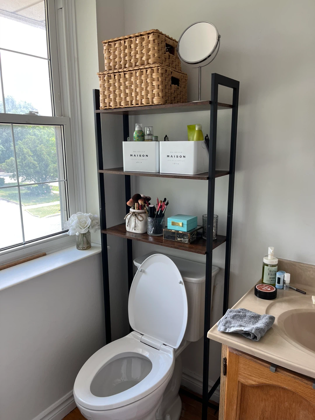 Bathroom Shelf Unit
