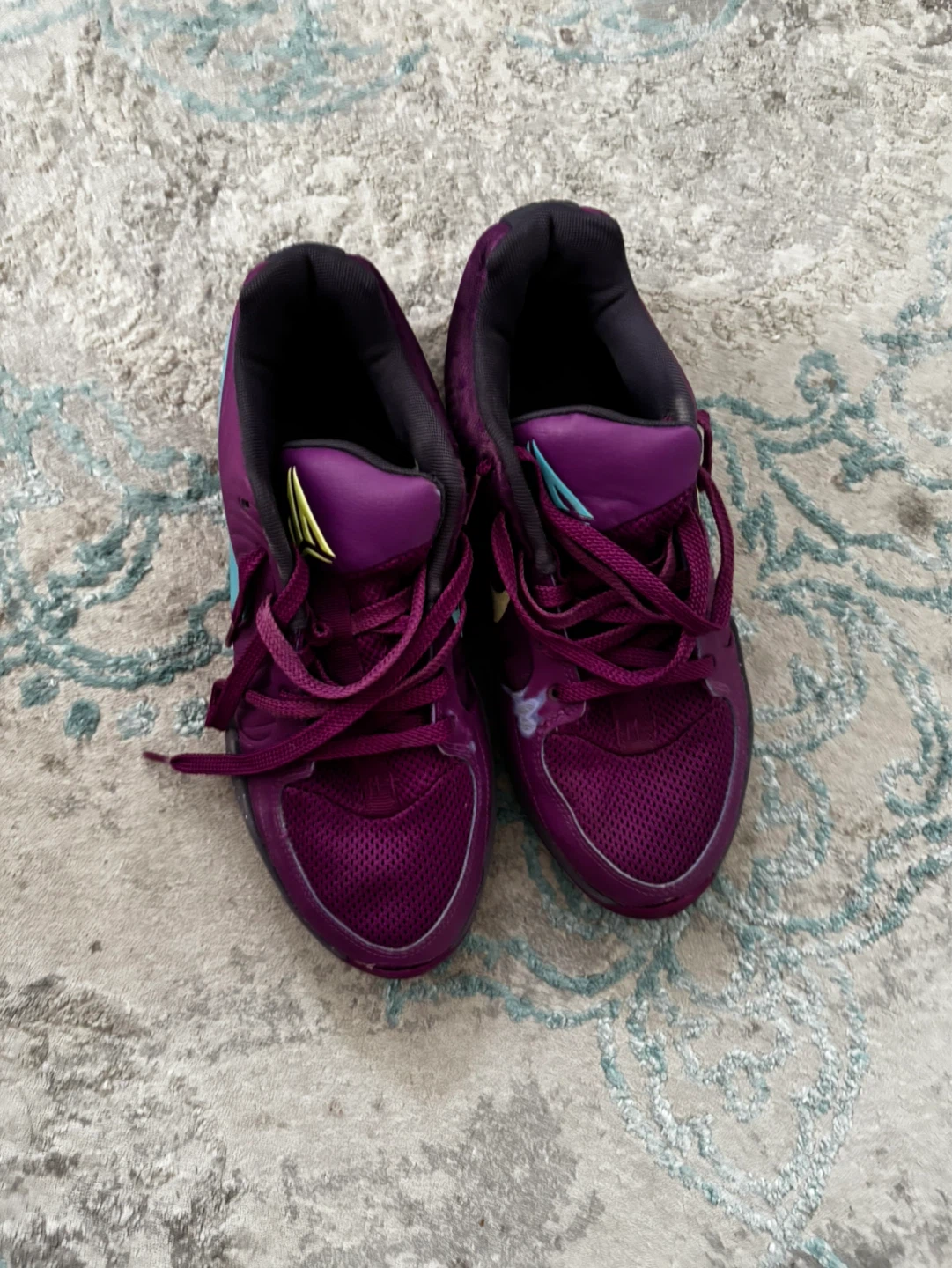 Nike Basketball Shoes - Purple/Yellow