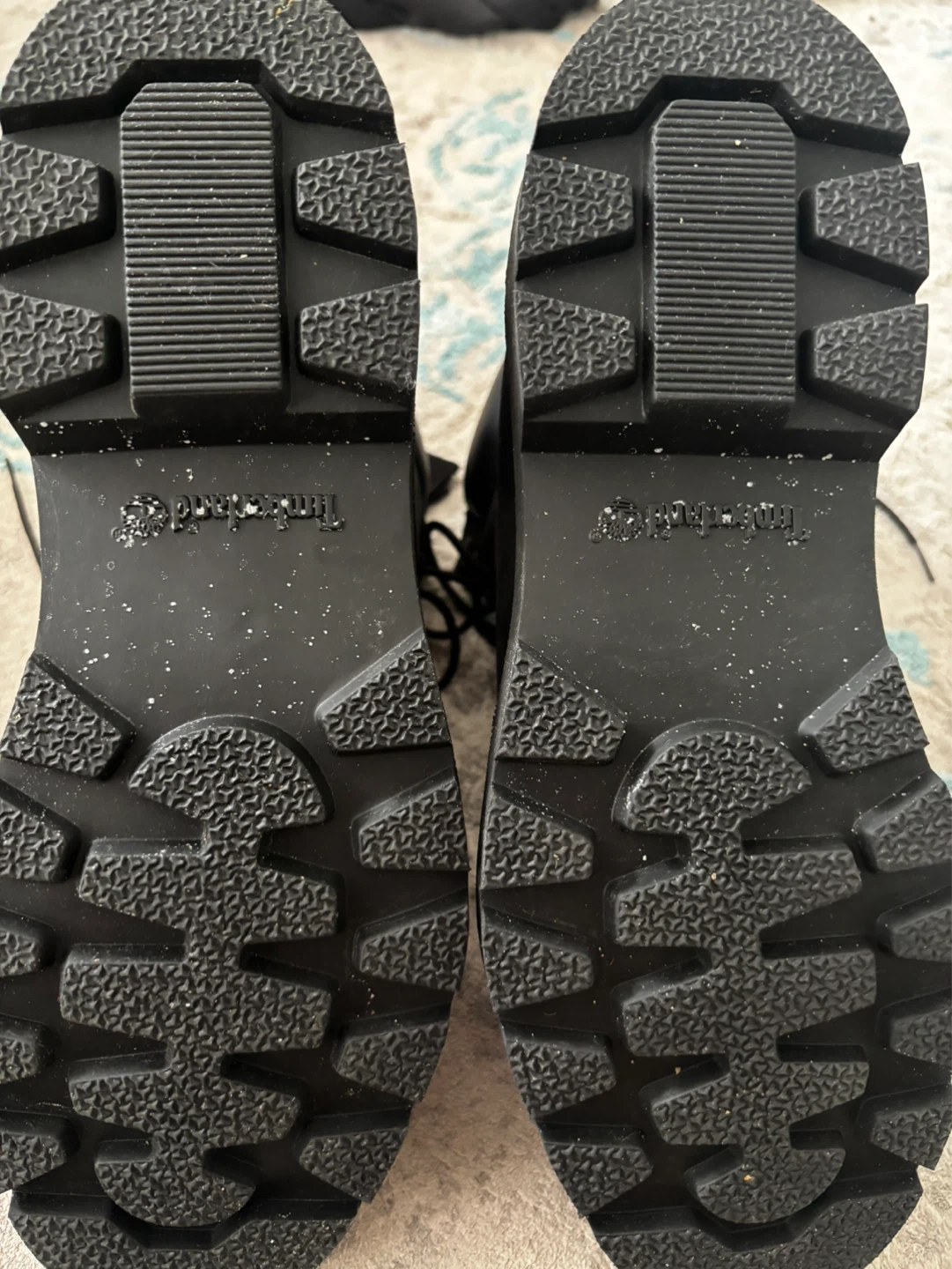 Timberland Black Suede Boots - photo 2