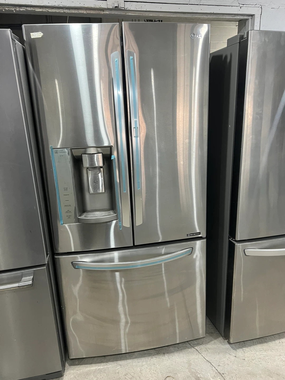 LG Stainless Steel Refrigerator with Ice and Water Dispenser - photo 5