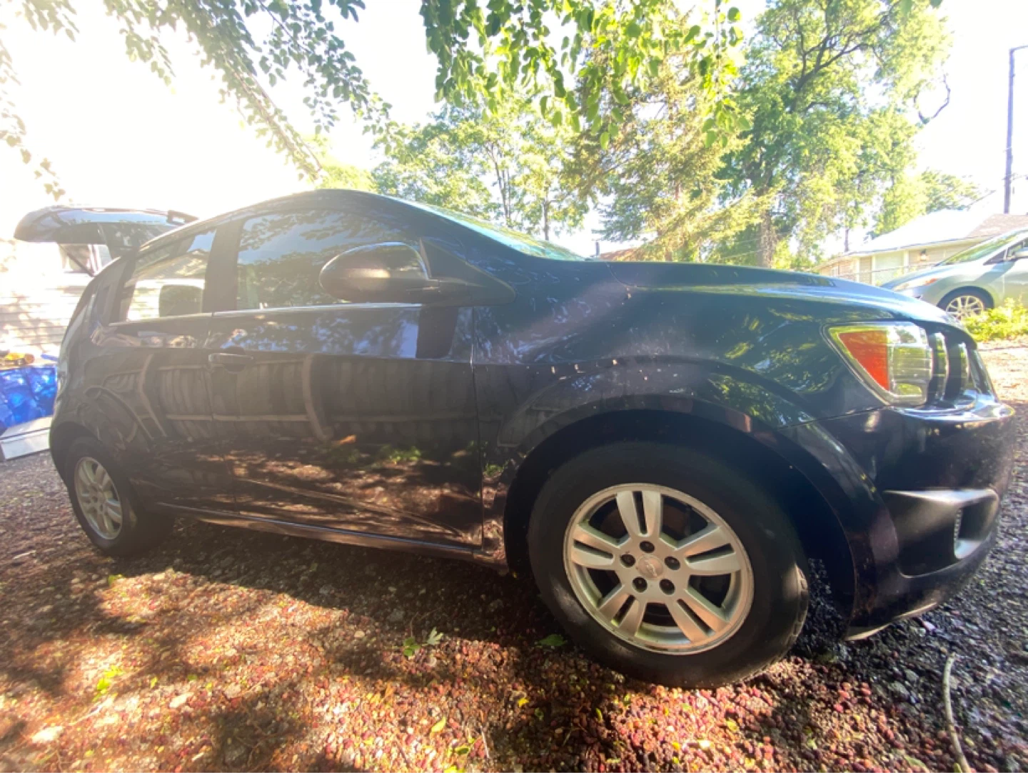 2015 Chevrolet Sonic LT - photo 3