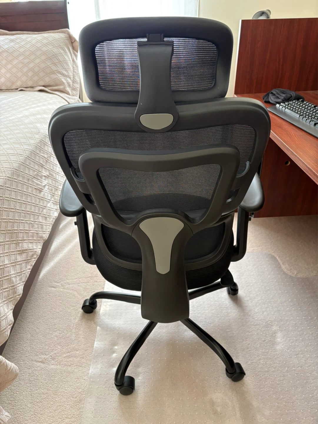 Ergonomic Mesh Office Chair - photo 2