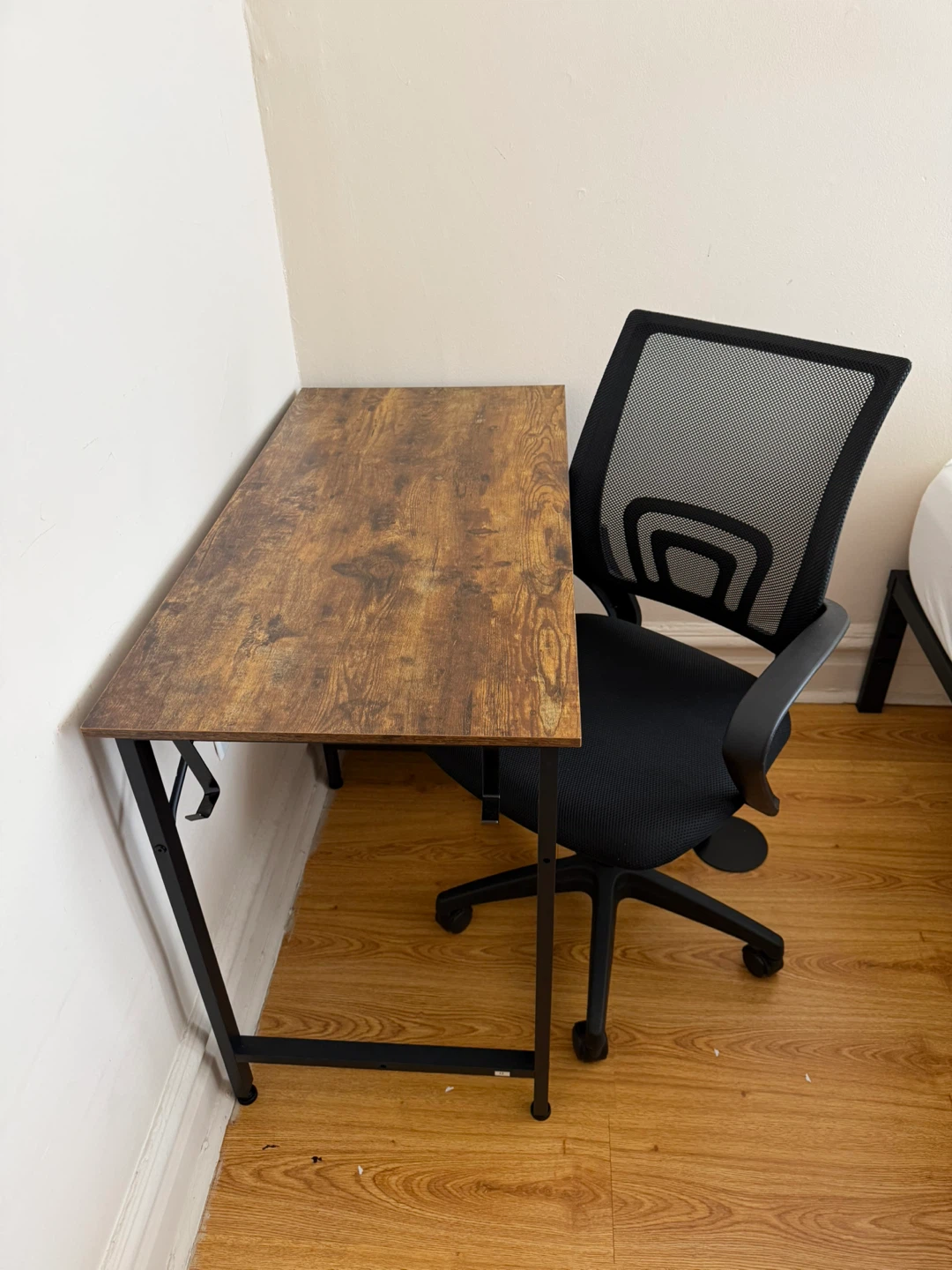 Work set desk + chair - photo 3