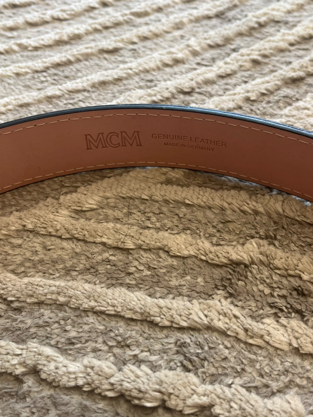 MCM Reversible Belt (comes w/ 2 belts, 1 buckle) - photo 3