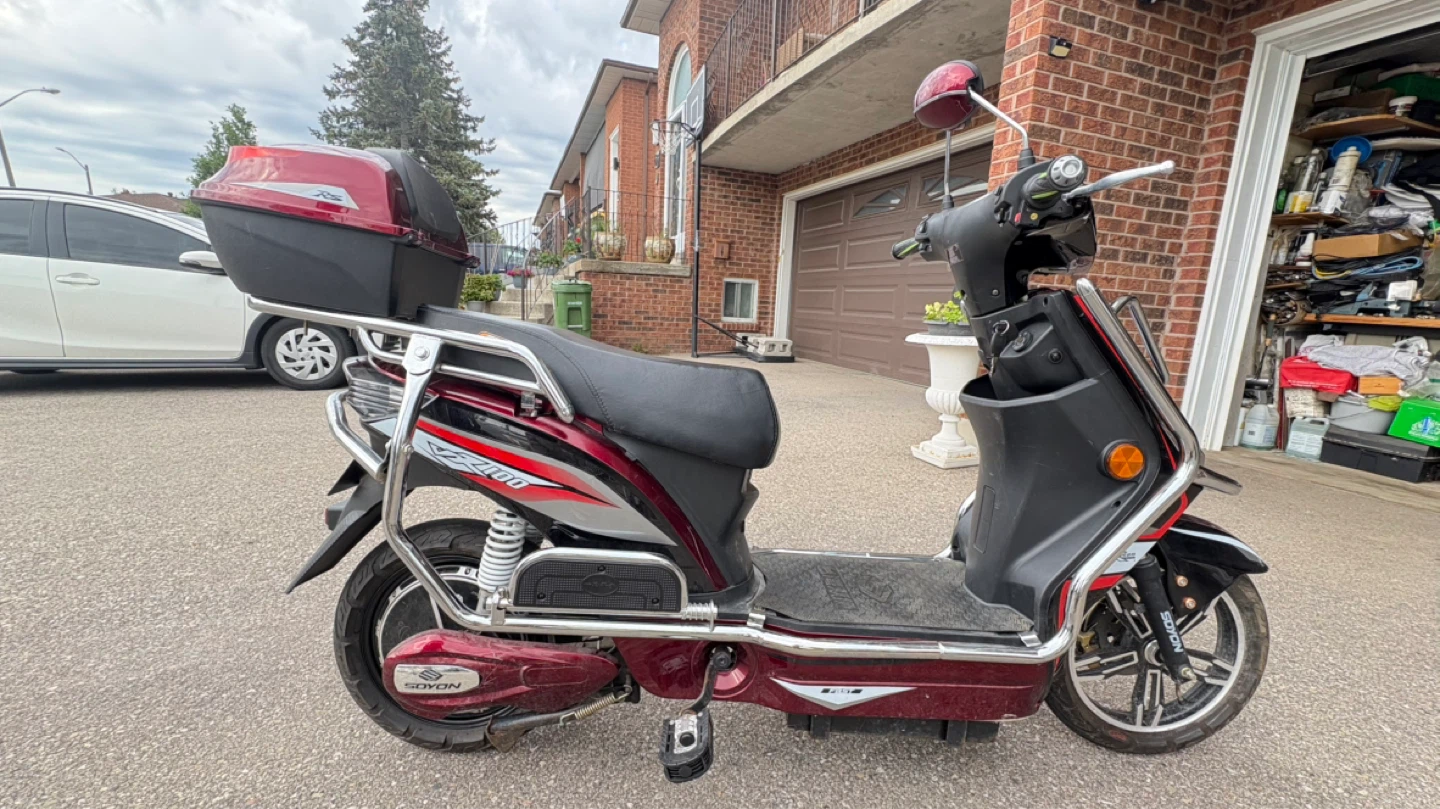 SOYON VFR100 Electric Scooter