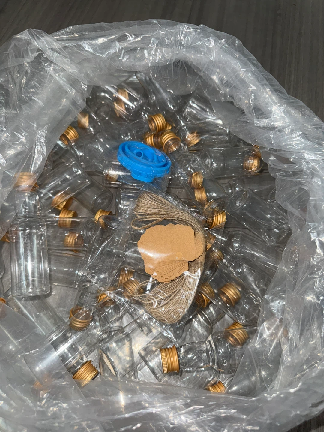 50ml Mini Clear Plastic Bottles with Gold Caps - Pack of 55 - photo 2