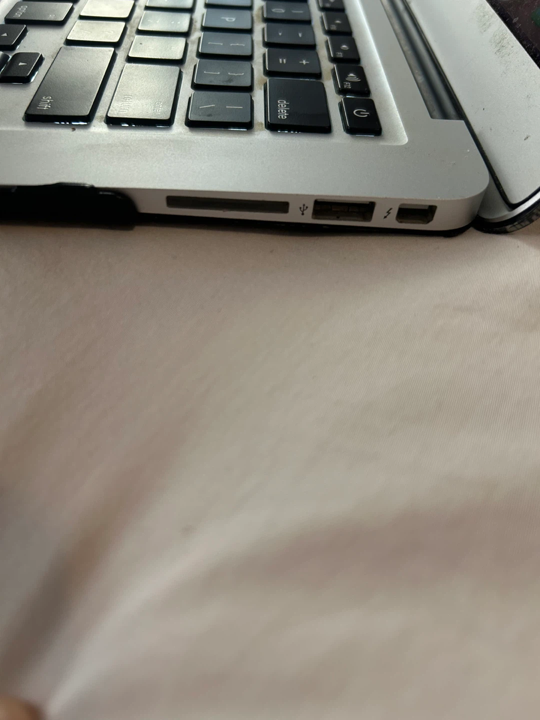 MacBook Air 2015 - photo 4