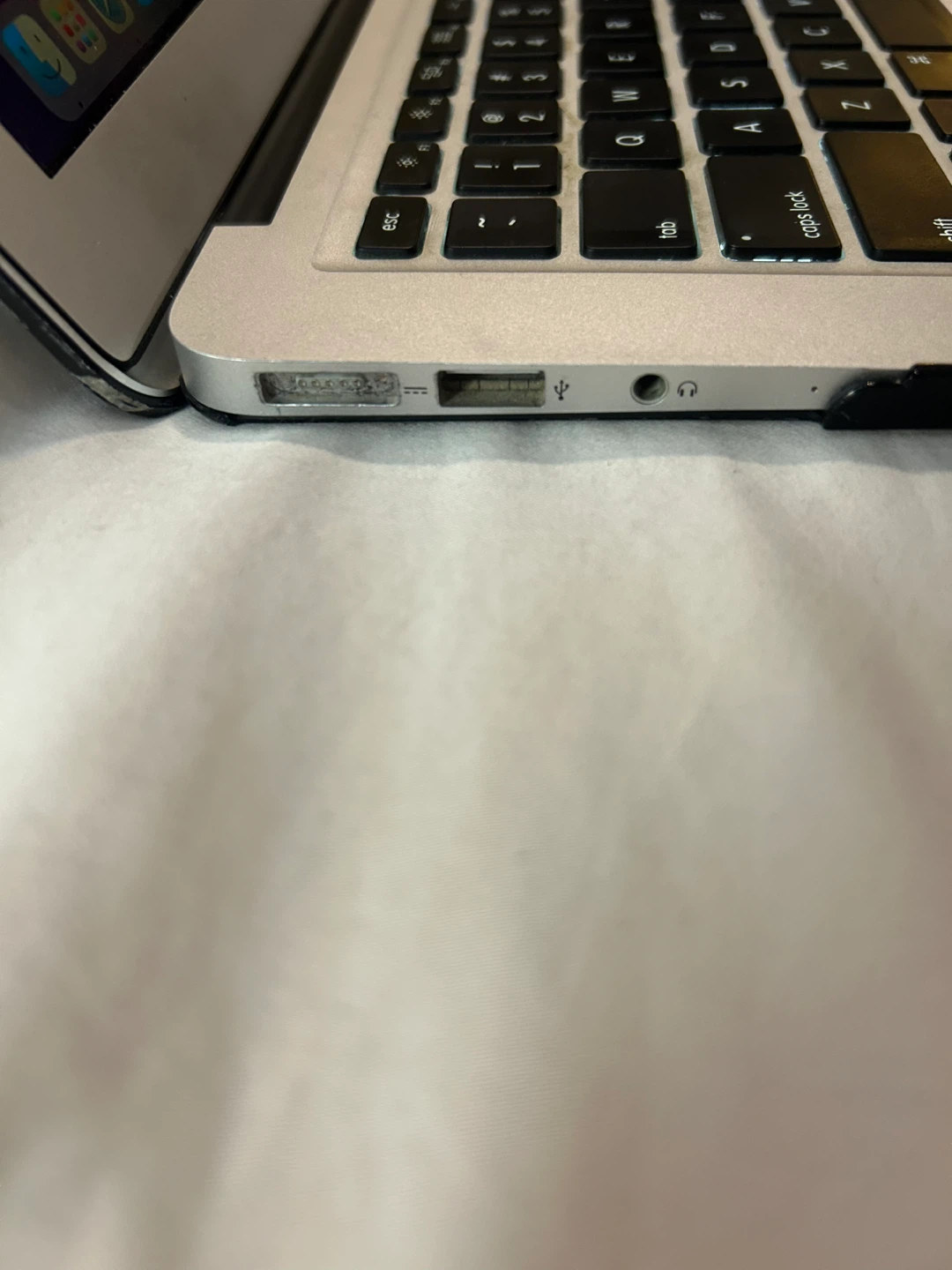 MacBook Air 2015 - photo 3
