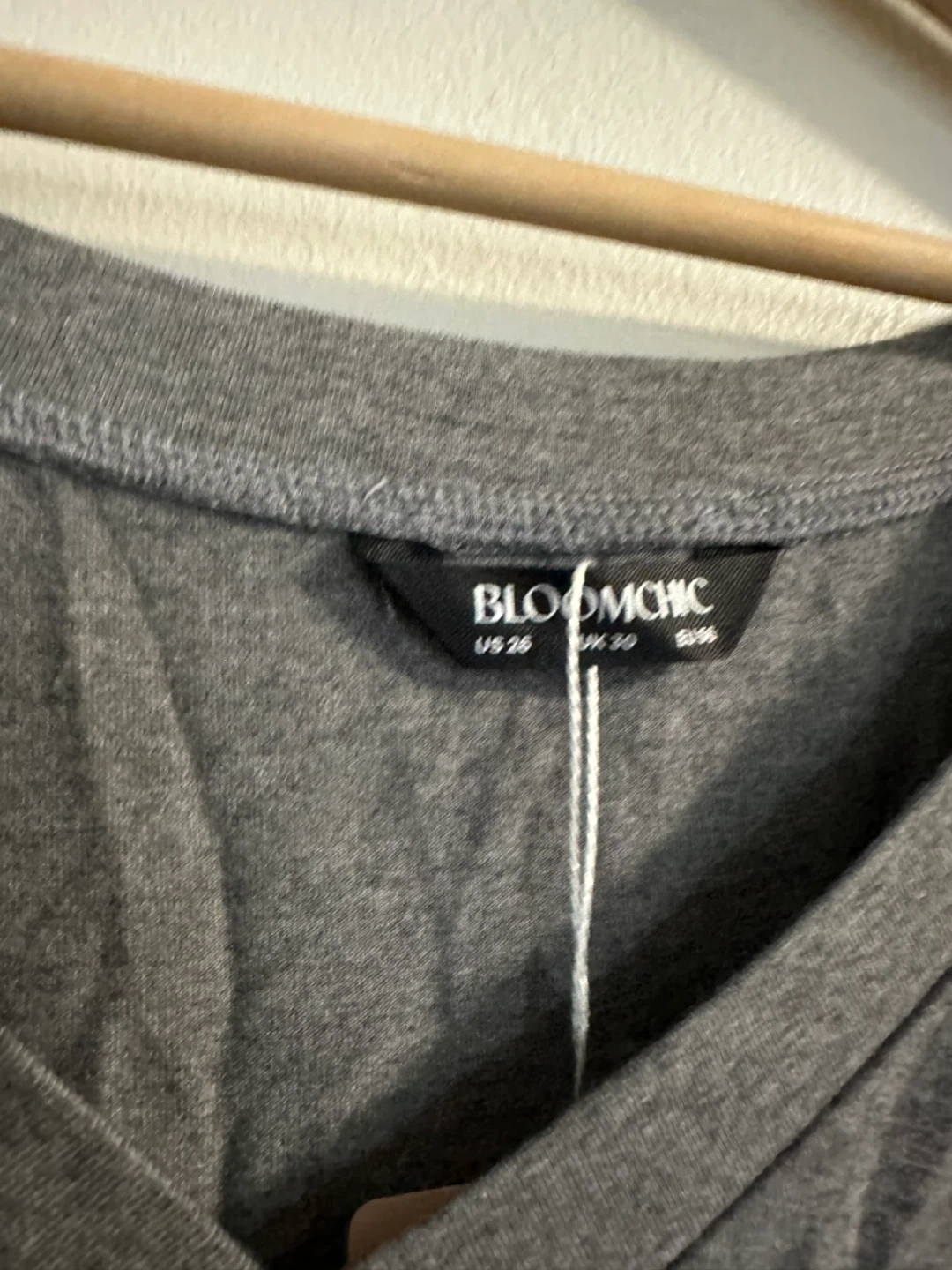 Bloom Chic Grey V-Neck T-Shirt - photo 2