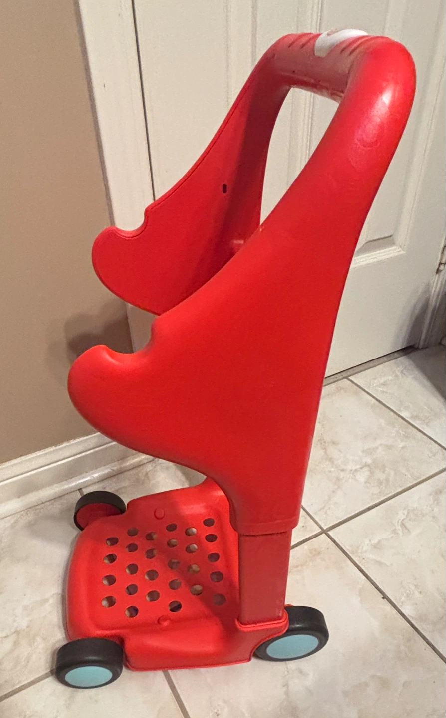 Beautiful Red Play Shopping Cart (with Lights & Music) - photo 5