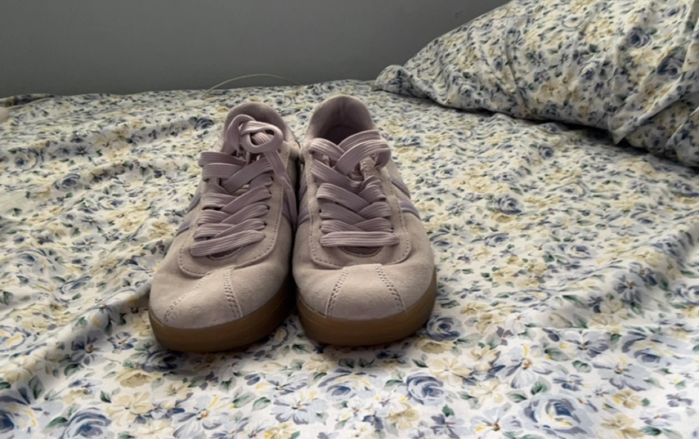 Light Purple Adidas Gazelle Sneakers - photo 2