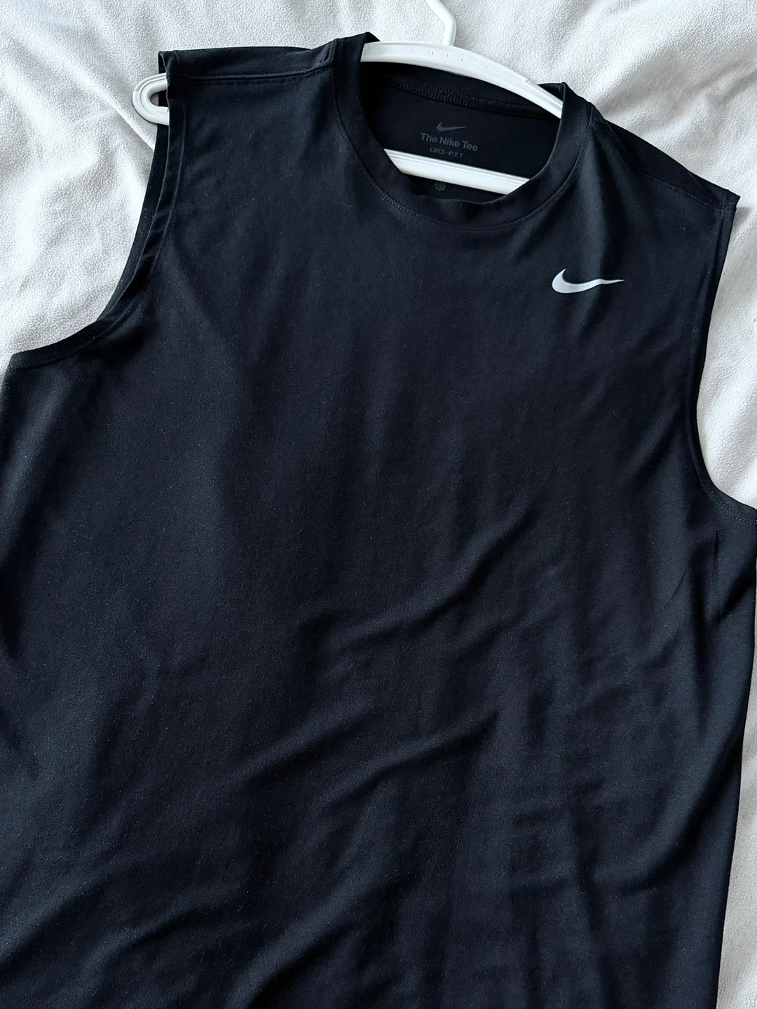 Nike The Nike Tee Dri-FIT Sleeveless Shirt
