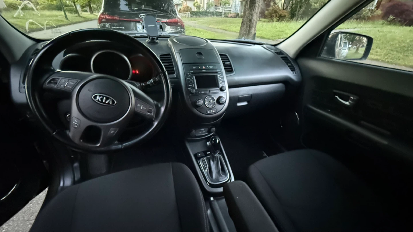 2013 Kia Soul Hatchback - photo 5