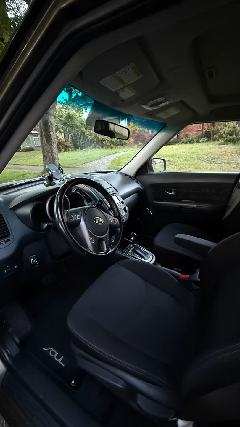 2013 Kia Soul Hatchback - photo 4