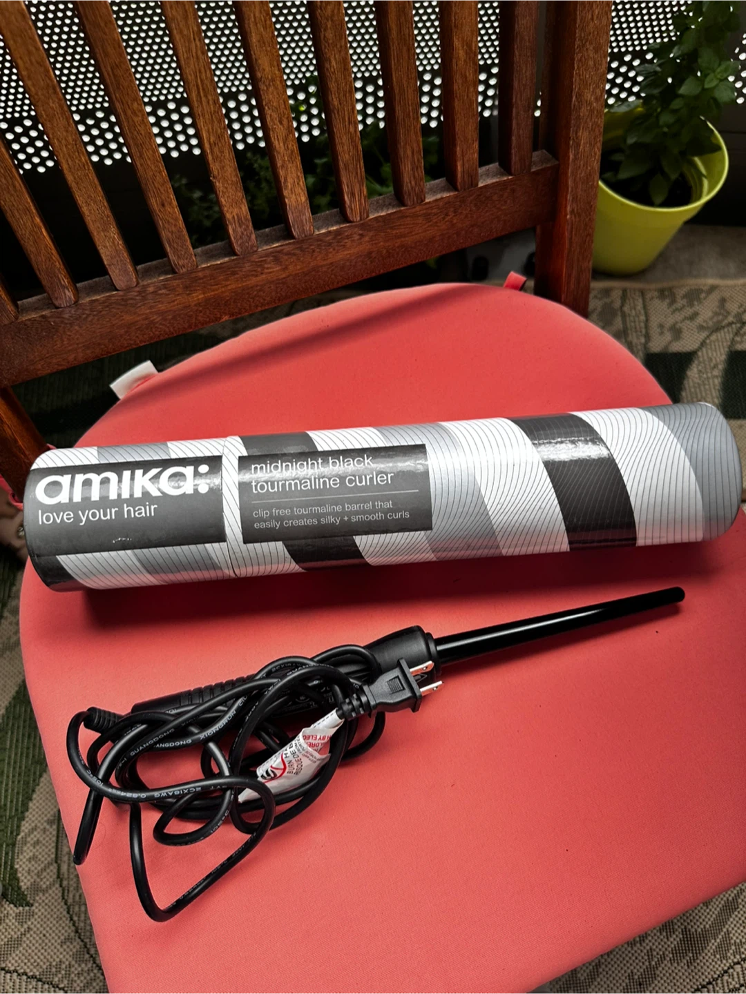 Amika Midnight Black Tourmaline Curler