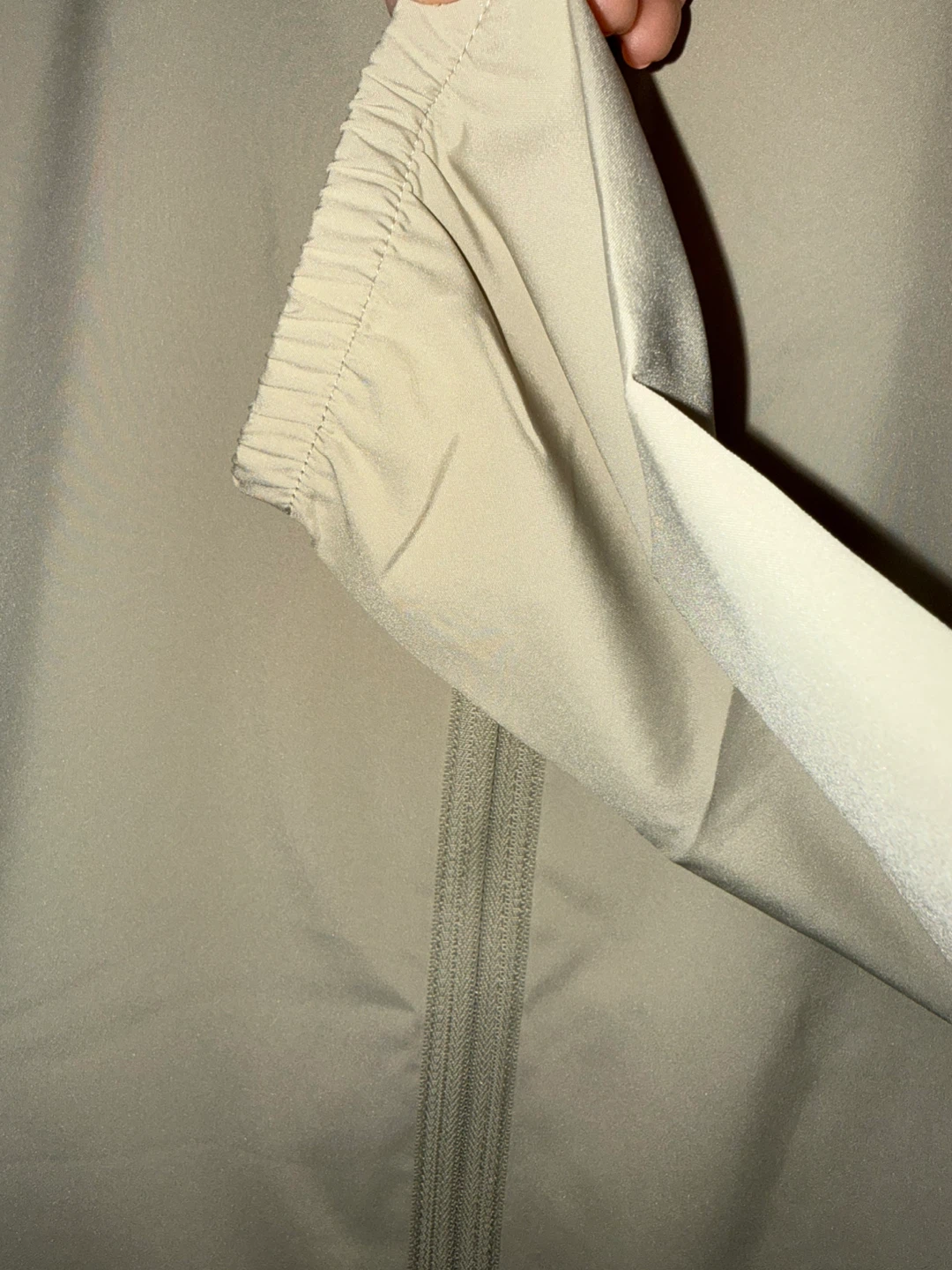Nike Men's Form Dri-FIT Hooded Jacket - Size M - photo 5