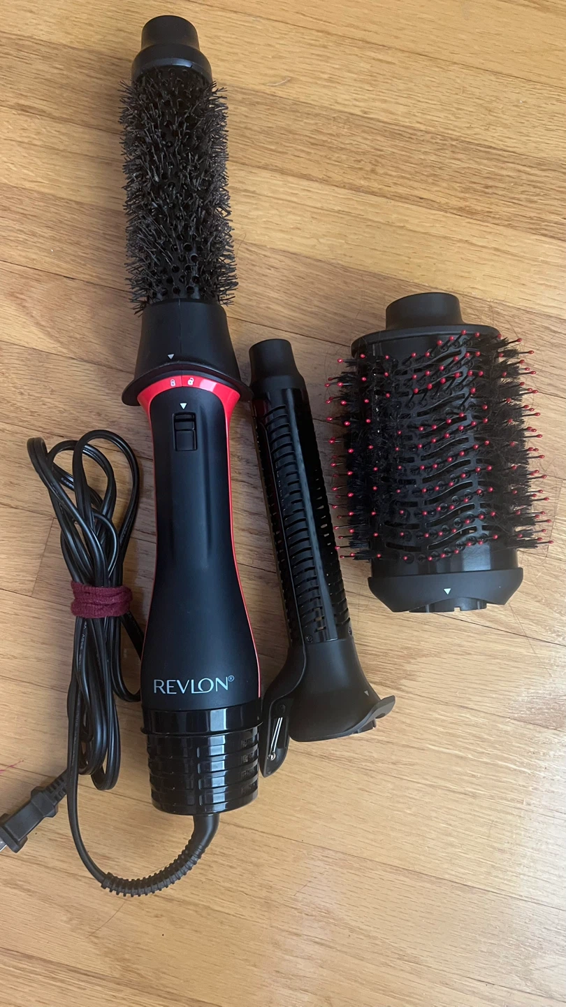 Revlon One-Step Hair Dryer and Volumizer Hot Air Brush
