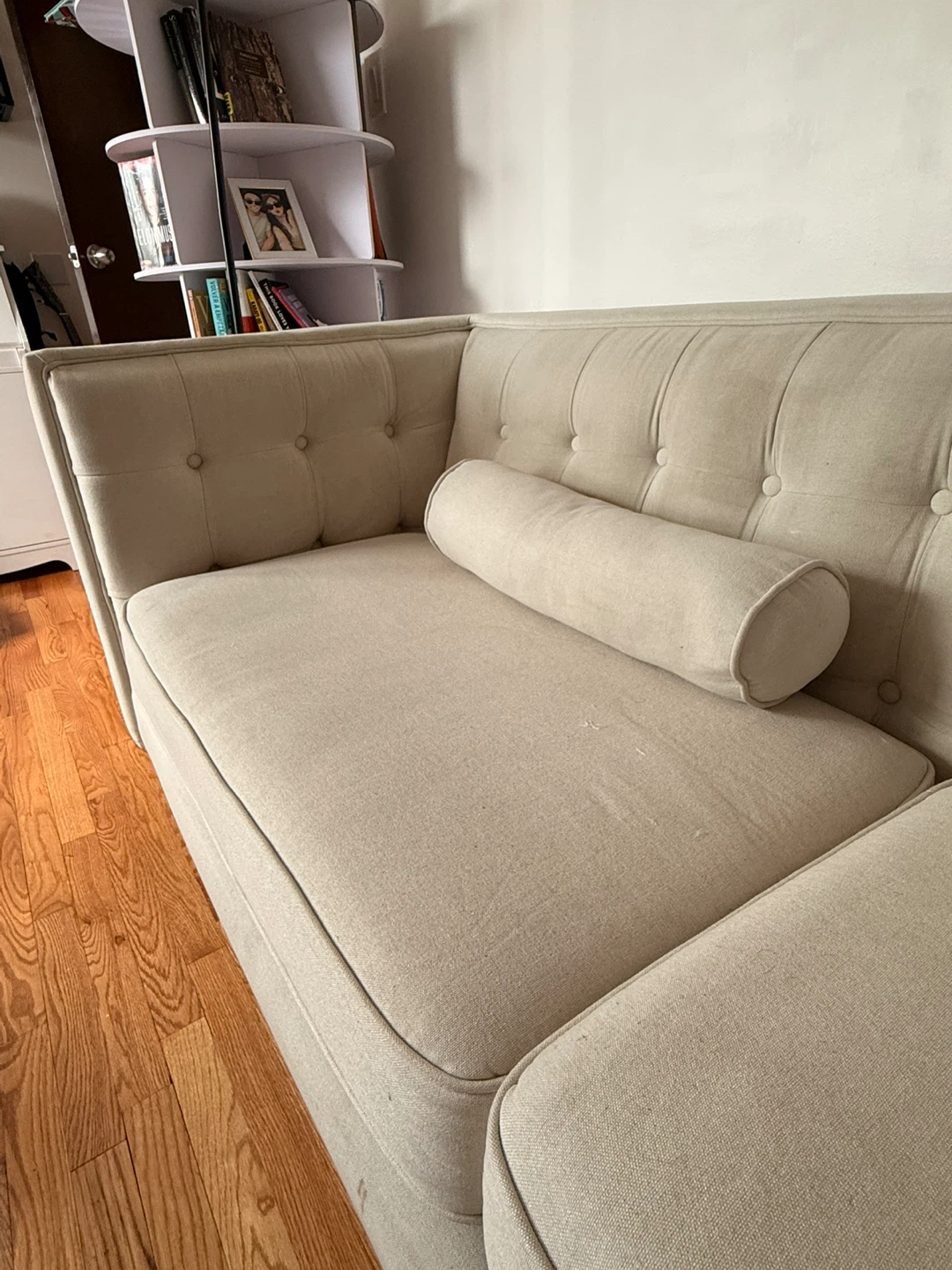 Cream Tufted Sofa - photo 5