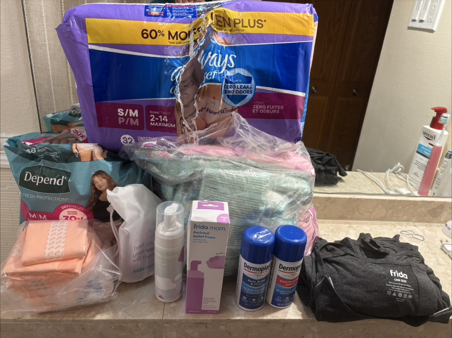 Postpartum stuff ($80+ value)