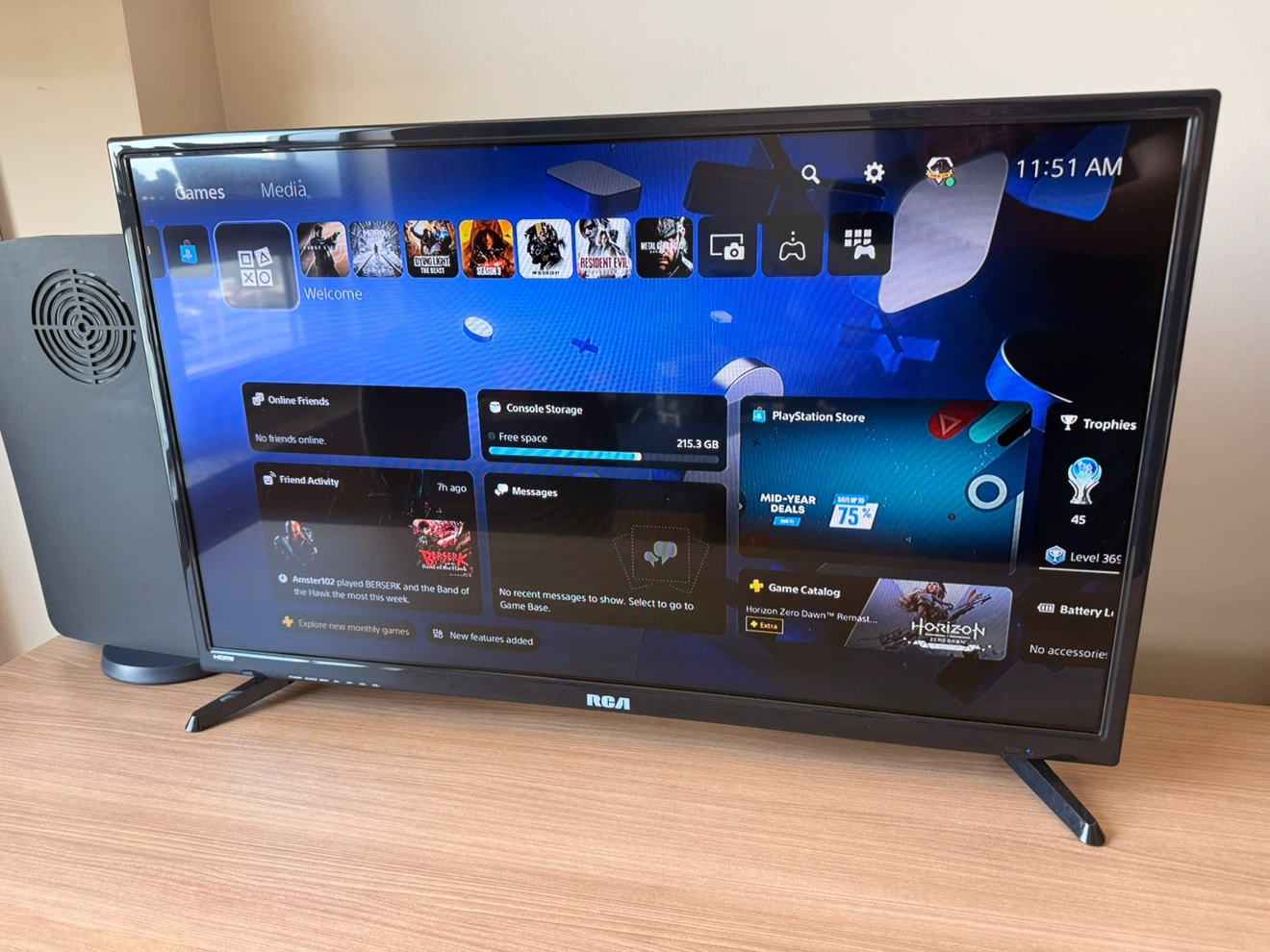 RCA 32" LED HDTV - photo 2