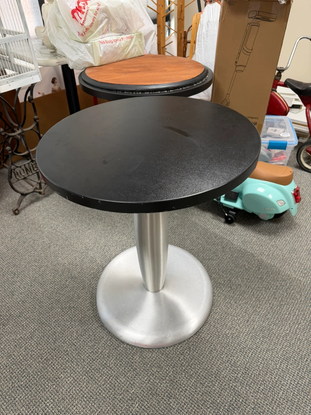Round Bistro Table  24 X 29,5